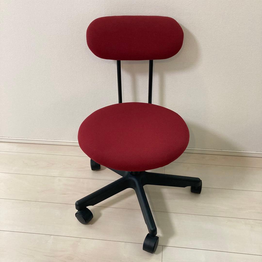 無印良品　ワーキングチェア・ガススプリング昇降式（赤）