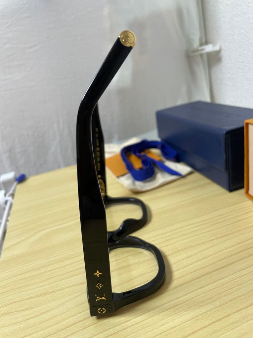 ルイヴィトン　ブラック スクエア型 メガネ