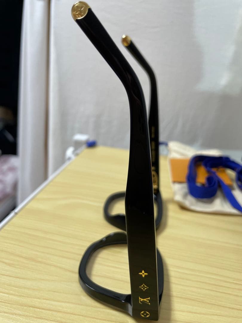 ルイヴィトン　ブラック スクエア型 メガネ