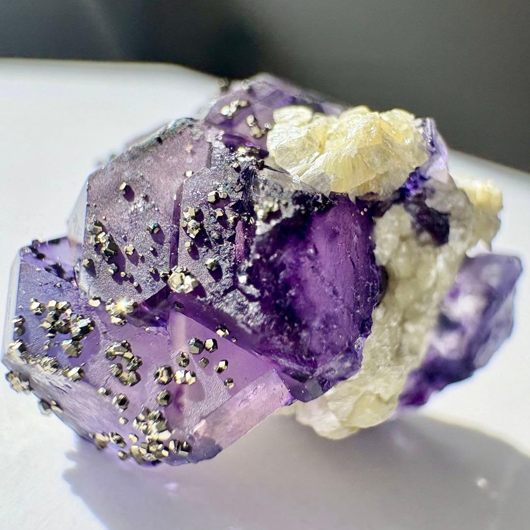 561 中国 内モンゴル産 フローライト&パイライト