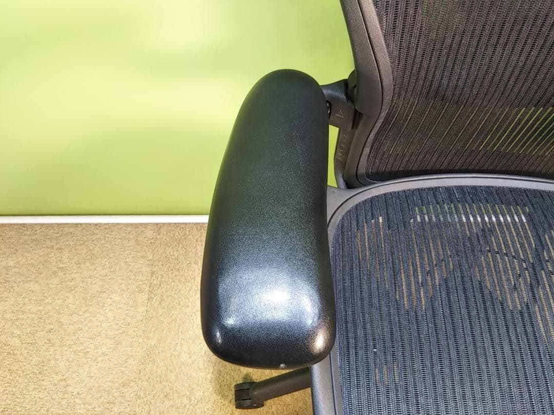 ap　ハーマンミラー　アーロンチェア　中古品　Bサイズ　フル装備　ダイヤル可動肘