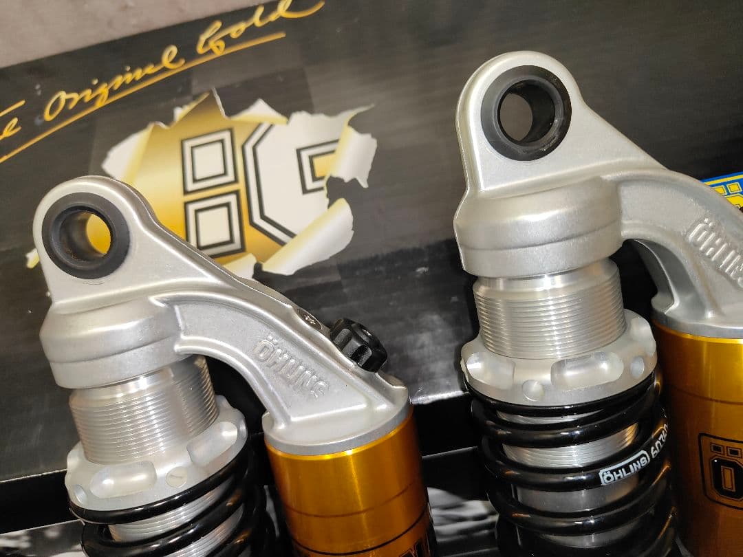 ÖHLINS CB400SF CB750用リヤサスペンションセット
