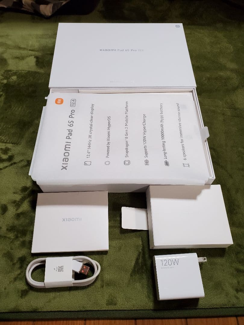 Xiaomi pad 6s pro 12.4 256GBと純正キーボードケース