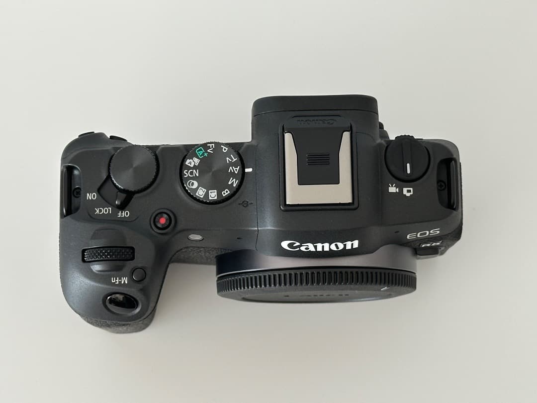 【美品】Canon EOS R8 ボディ / ショット数279枚