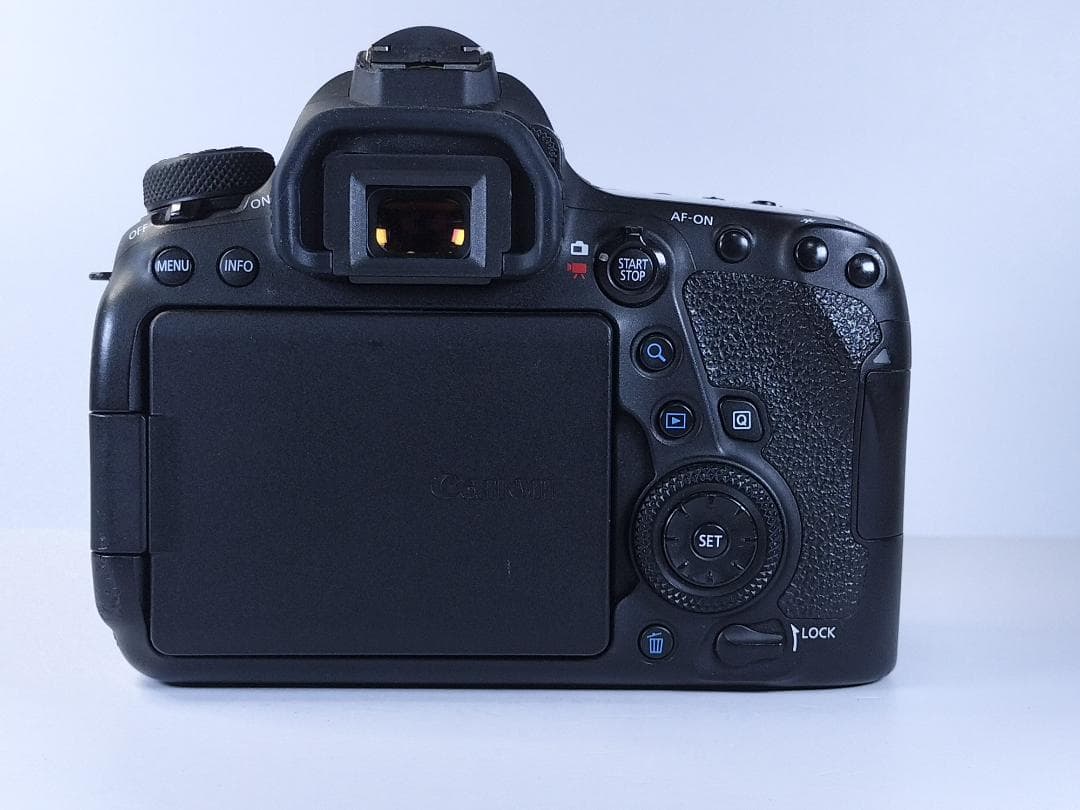 動作品 Canon EOS 6D mark II 本体 純正バッテリー2 充電器