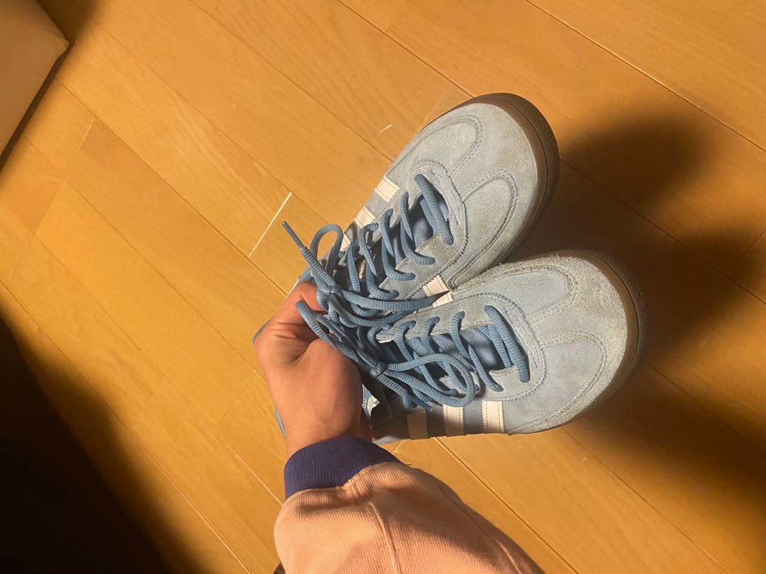 Adidas スペツィアルライトブルー