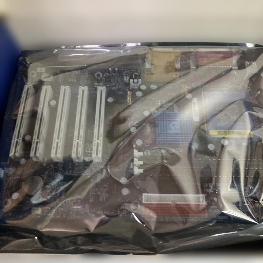 マザーボード GIGABYTE GA-6OXT-A Socket370 i815E ATX