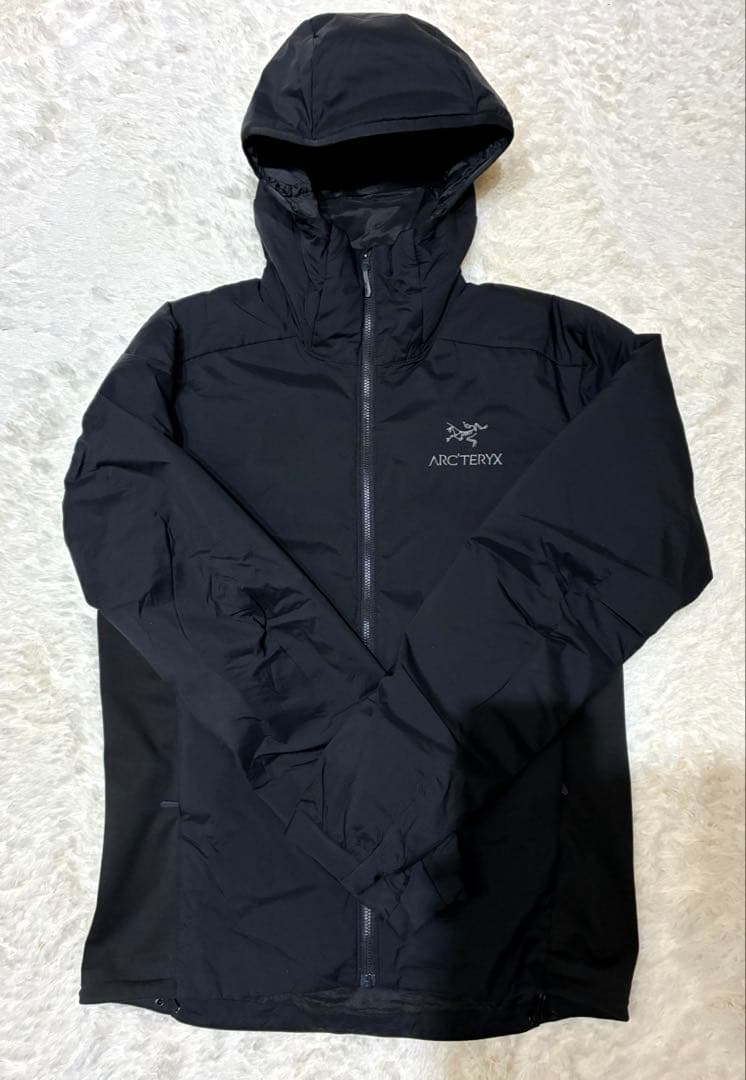 アークテリクス ATOM HOODY 黒 S 正規品 ネームロゴ ラストモデル！