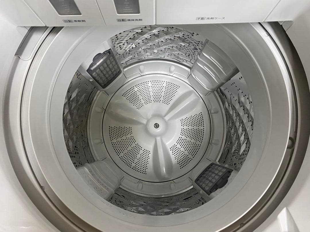 【高年式】パナソニック　洗濯機 NA-FA8K3 25年製