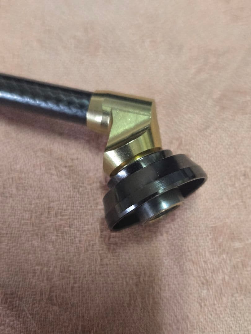 ダイワslpワークス カーボンライトハンドル ゴールド 50㎜　美品