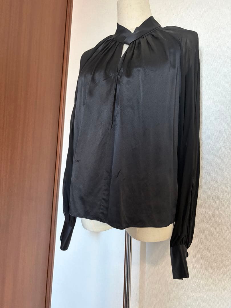 LILYSILK シルク ブラウス M 黒 ボリュームスリーブ 長袖