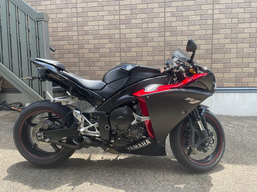 YZF-R1 VooDoo マフラー