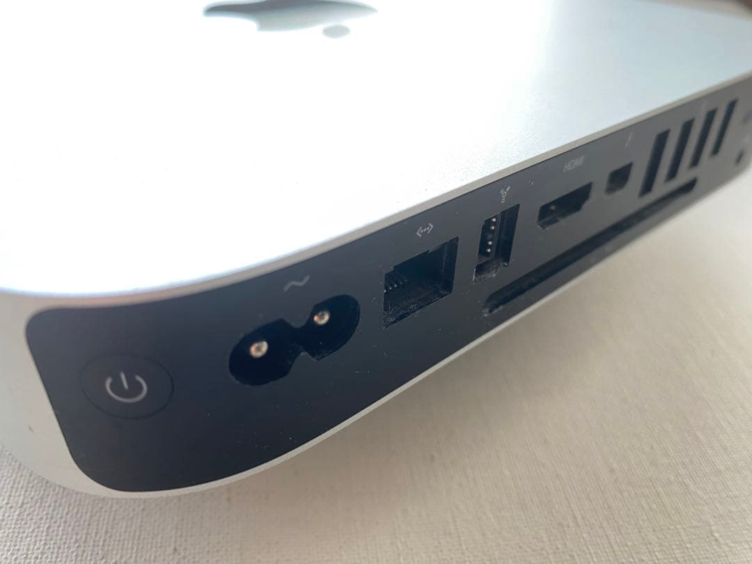 Apple Mac mini mid2011  シルバー