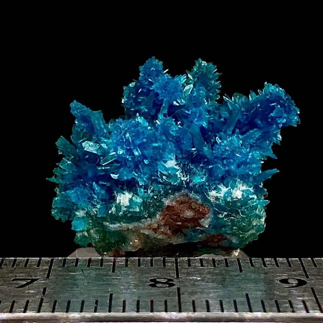 ＊*＊様 ペンタゴナイト　原石　鉱物標本　天然石　127