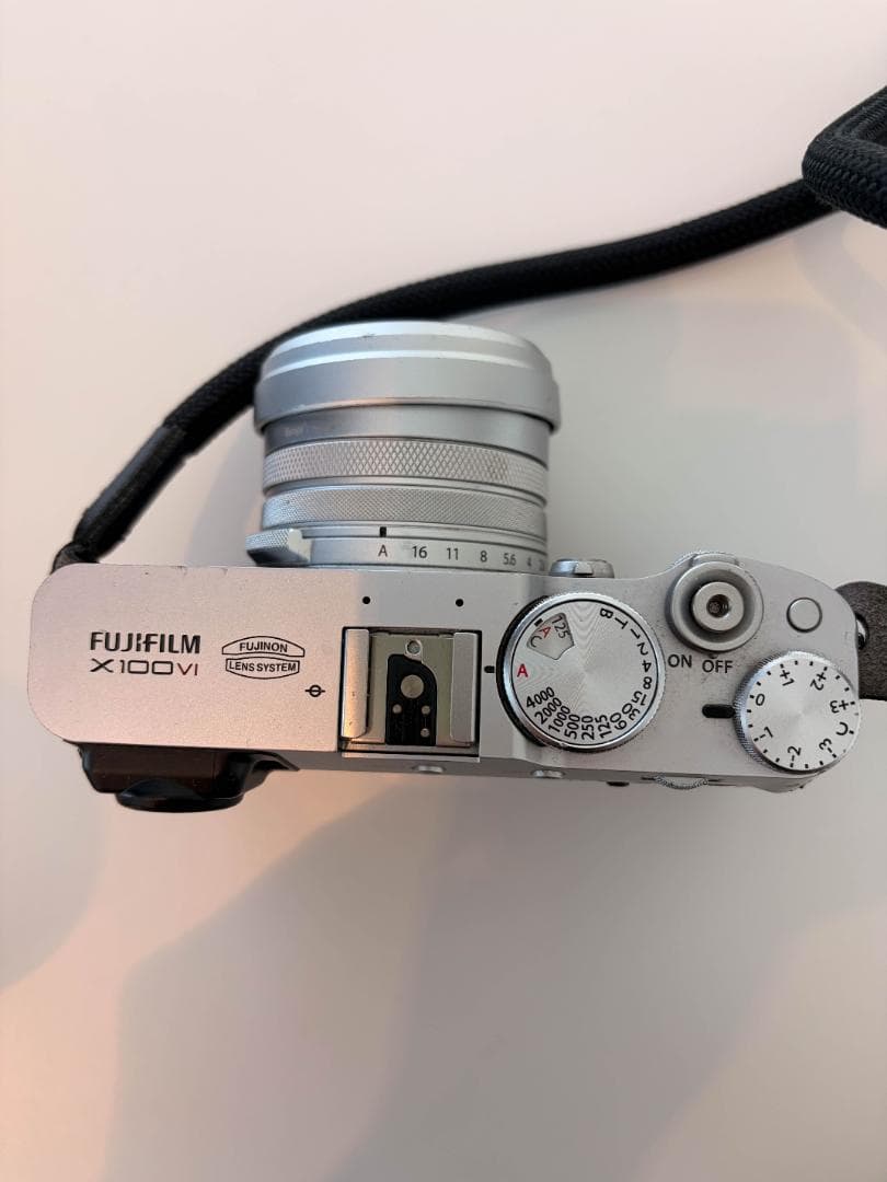 フジフイルム FUJIFILM X100VI デジタルカメラ【中古｜おまけ多数】