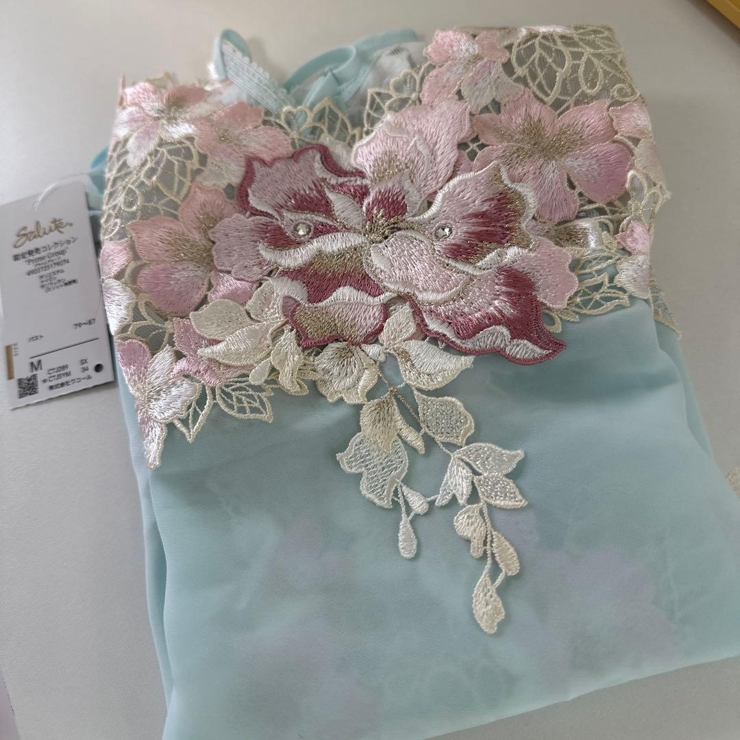 ワコールサルート89グループ　キャミソールMサイズ　新品未使用タグ付　希少