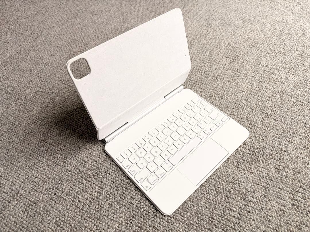 純正 Apple iPad 11インチ用Magic Keyboard US