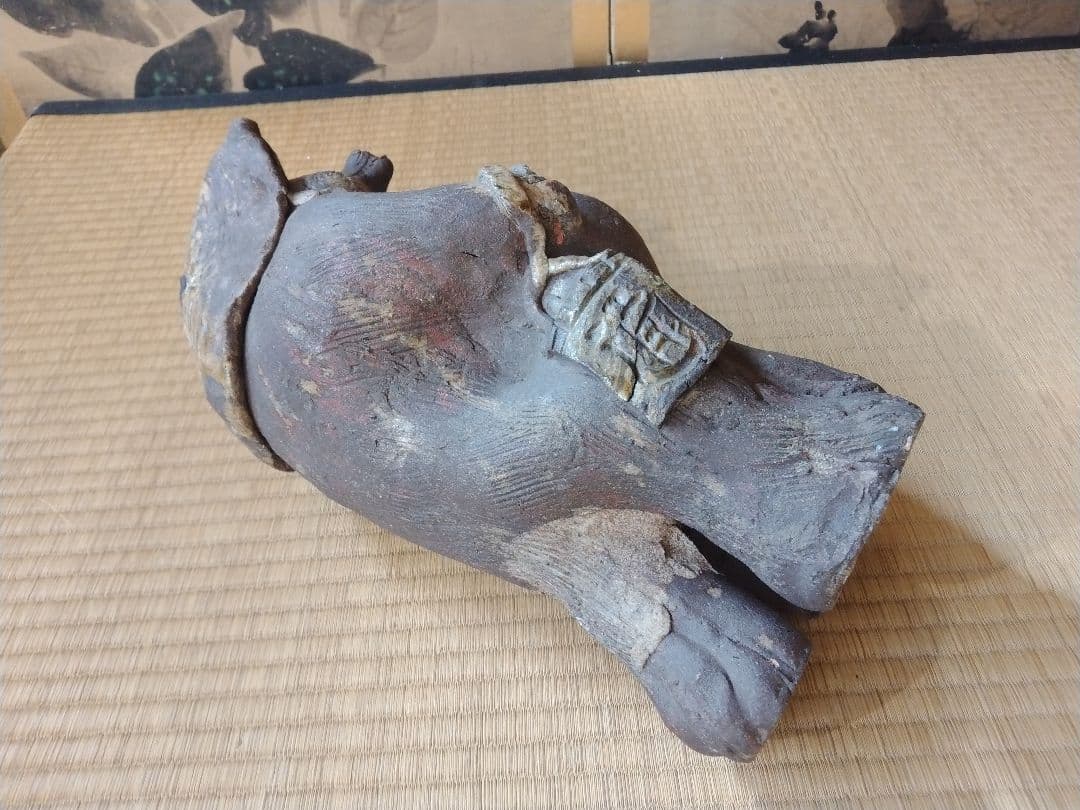 ウッシッシとほくそ笑む図太いタヌキ　骨董　古美術　狸人形　置物　縁起物　開運