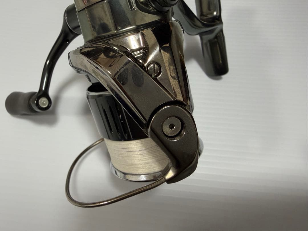 SHIMANO C2000S スピニングリール
