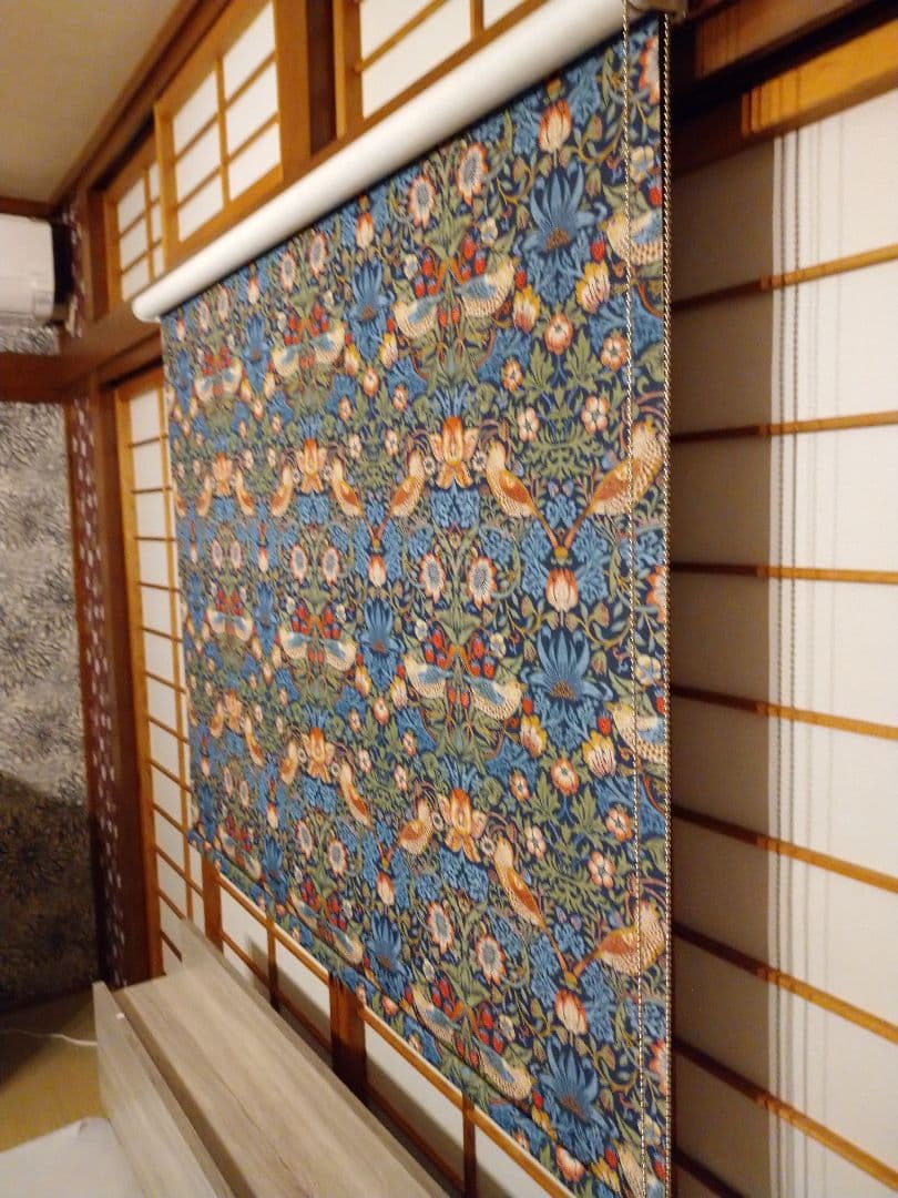 William Morris ウイリアムモリス　いちご泥棒 ロール カーテン
