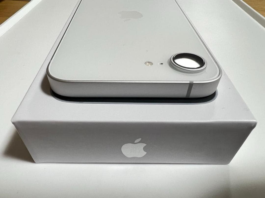 【BT100%美品】Apple iPhone16e 128GB ホワイト US版