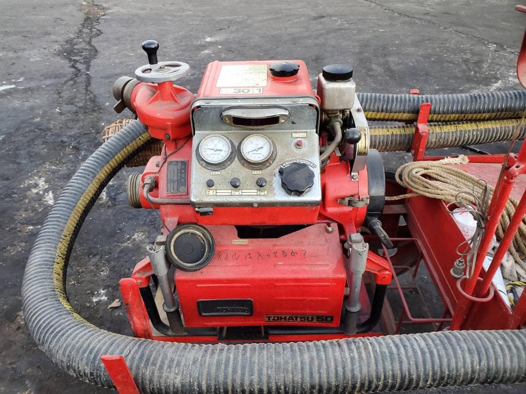 手漕き式消防車ポンプ車　懐かしい　レトロ 　手押し消防車　TOHATSU50