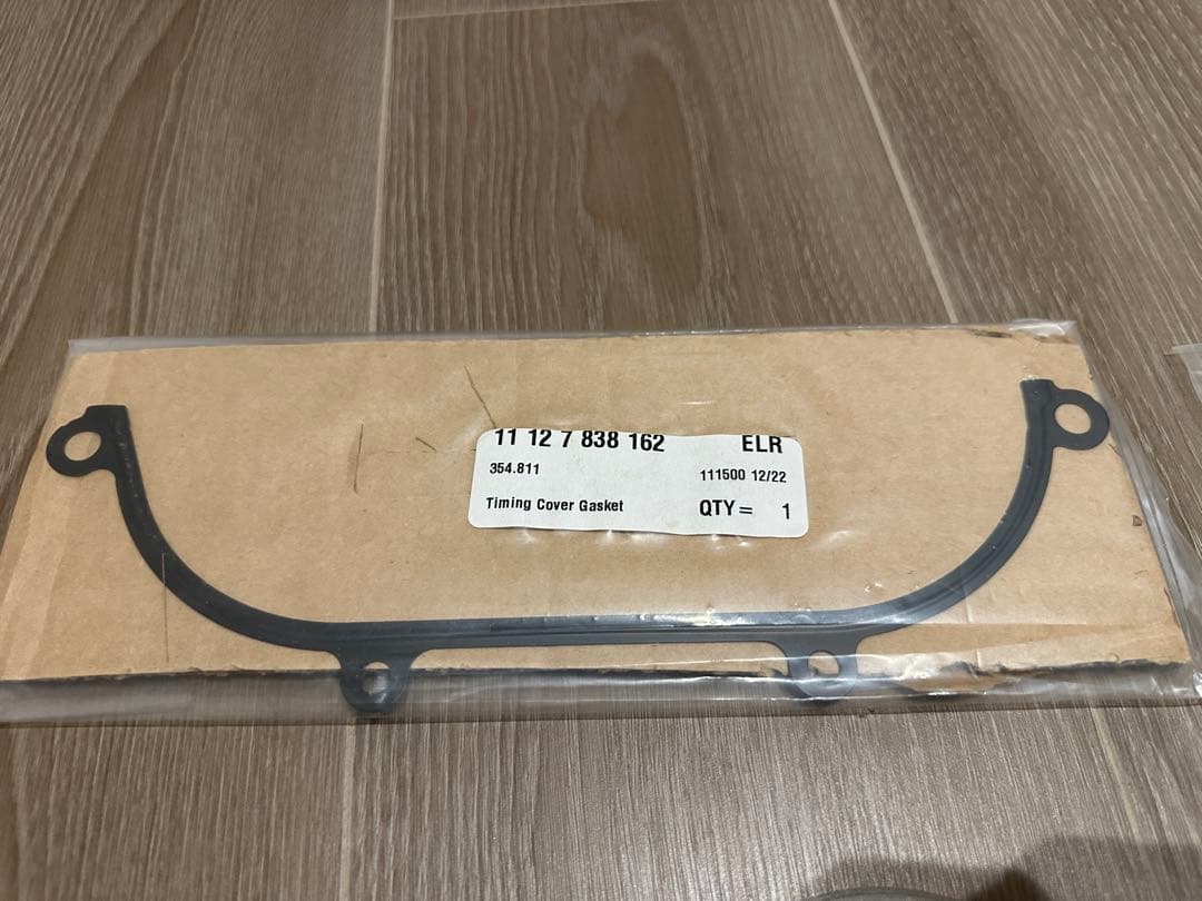 【安心のUSA製】 M3 E90/92/93向けクロモリ製VANOSカバー