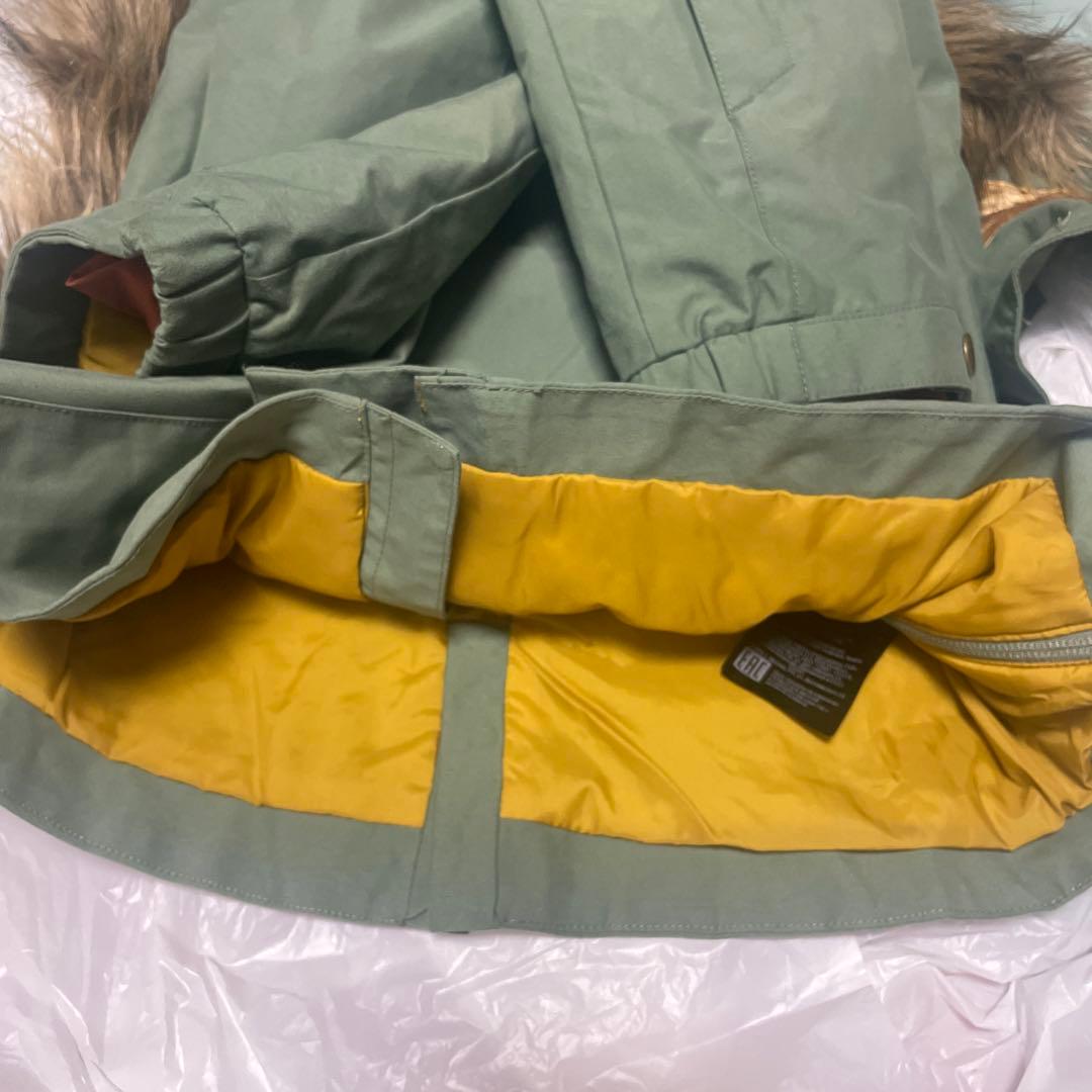 美品　BURTON スキー　スノーボード　ZENANA JACKET S