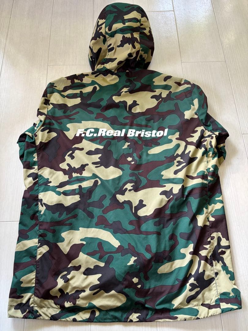 F.C.R.B. NIKE ブリストル　カモフラ　パーカー　Mサイズ