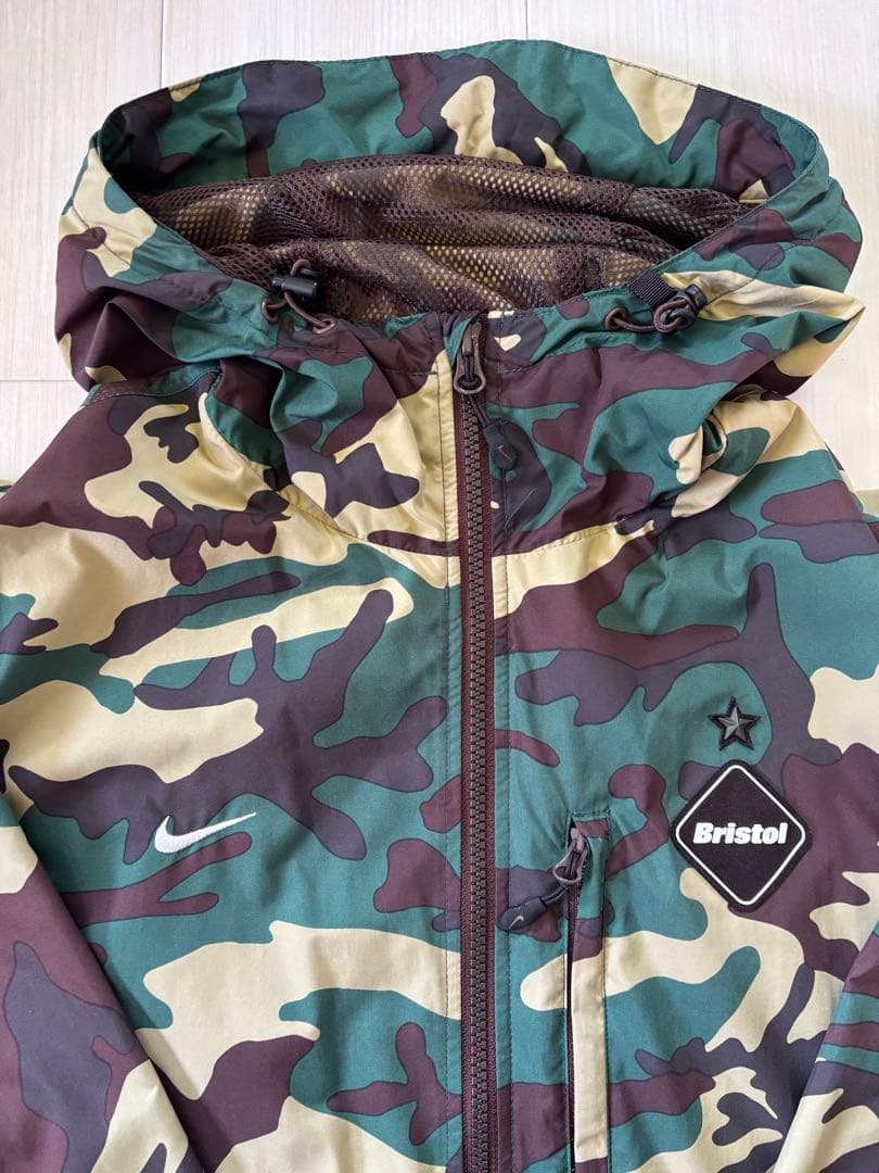 F.C.R.B. NIKE ブリストル　カモフラ　パーカー　Mサイズ