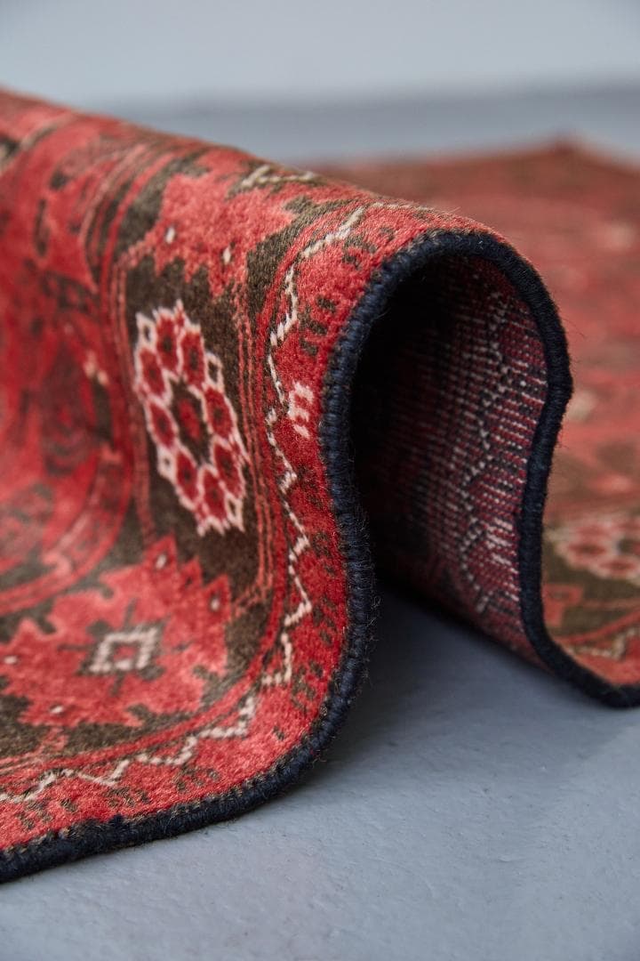 ヴィンテージ絨毯　トライバルラグ　トルクメン族　ウール（193×99cm）赤・黒