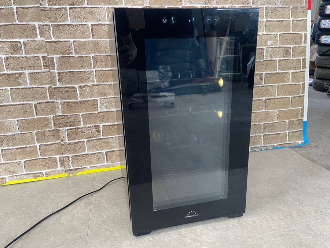 フォルスタージャパン　FJN-60G 18本収納　ワインセラー