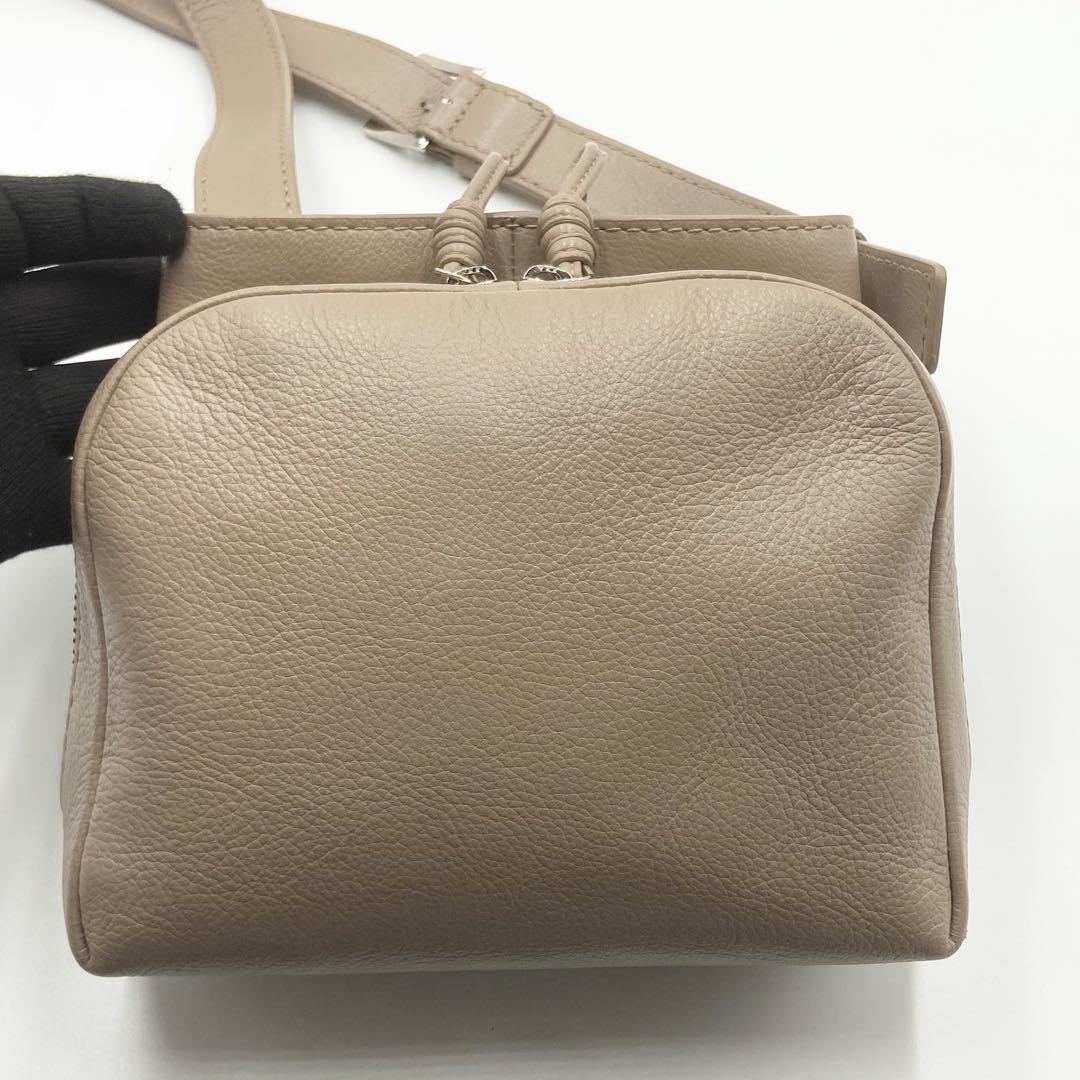 マザーハウス　ソラ　2ウェイショルダーバッグ　レザー　ベージュ　Mサイズ