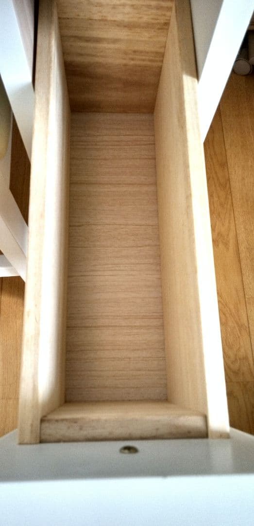 お値下げ　三面鏡ドレッサー　鏡台　コンセント付き　完成品　椅子無し