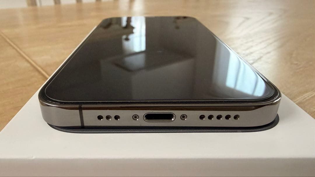 【美品】Apple iPhone 12Pro 256GBグラファイト