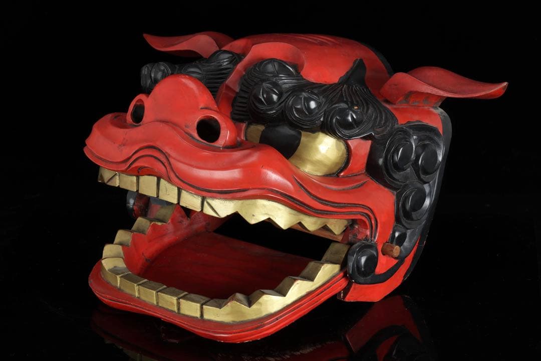 時代物 木彫獅子頭 朱漆金彩 幅49cm 獅子舞 神楽面 魔除 縁起物 骨董品