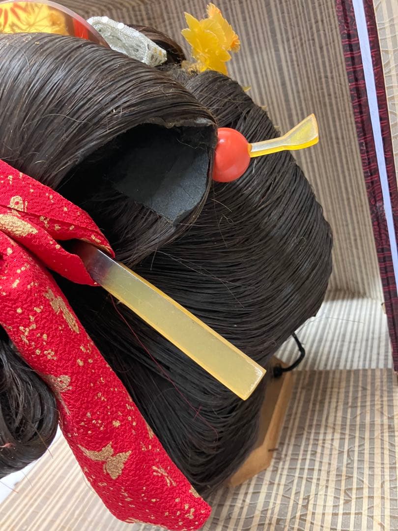 辰巳商会　高級日本髪かづら　かつら　かんざし髪飾り付芸者　コスプレ　ケース付