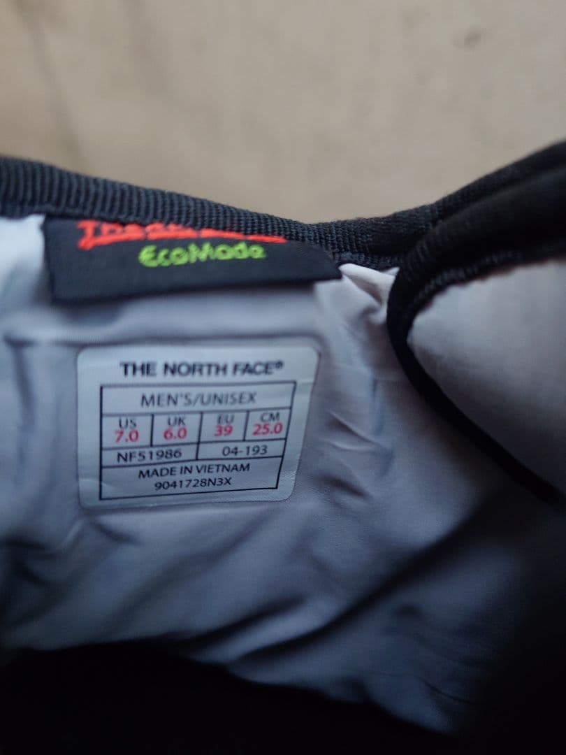 【美品】ノースフェイス ヌプシチャッカ 25cm