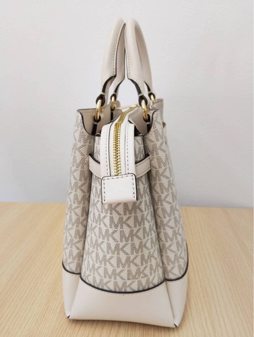 【美品】MICHAEL KORS MKロゴハンドバッグ