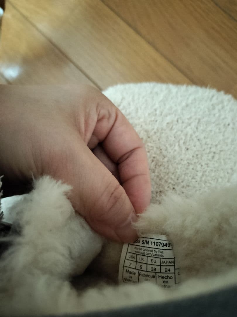 新品箱付き☆UGG グレー モカシン