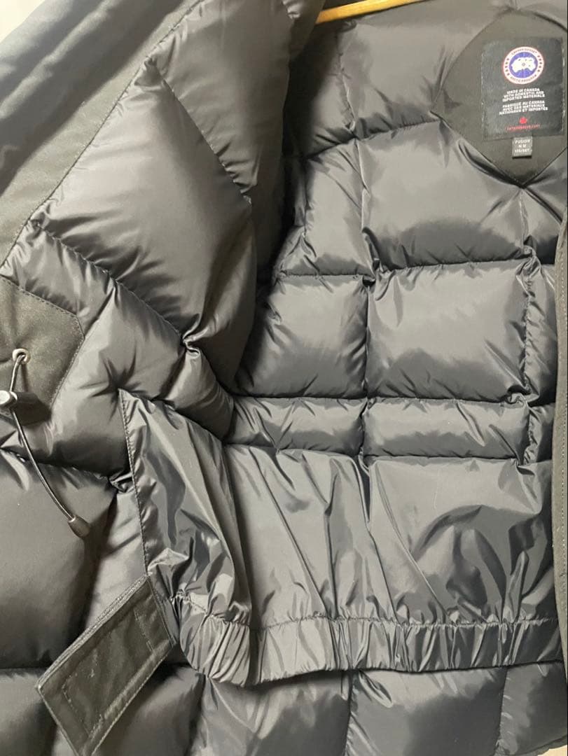  ／カナダグース　ダウンジャケット