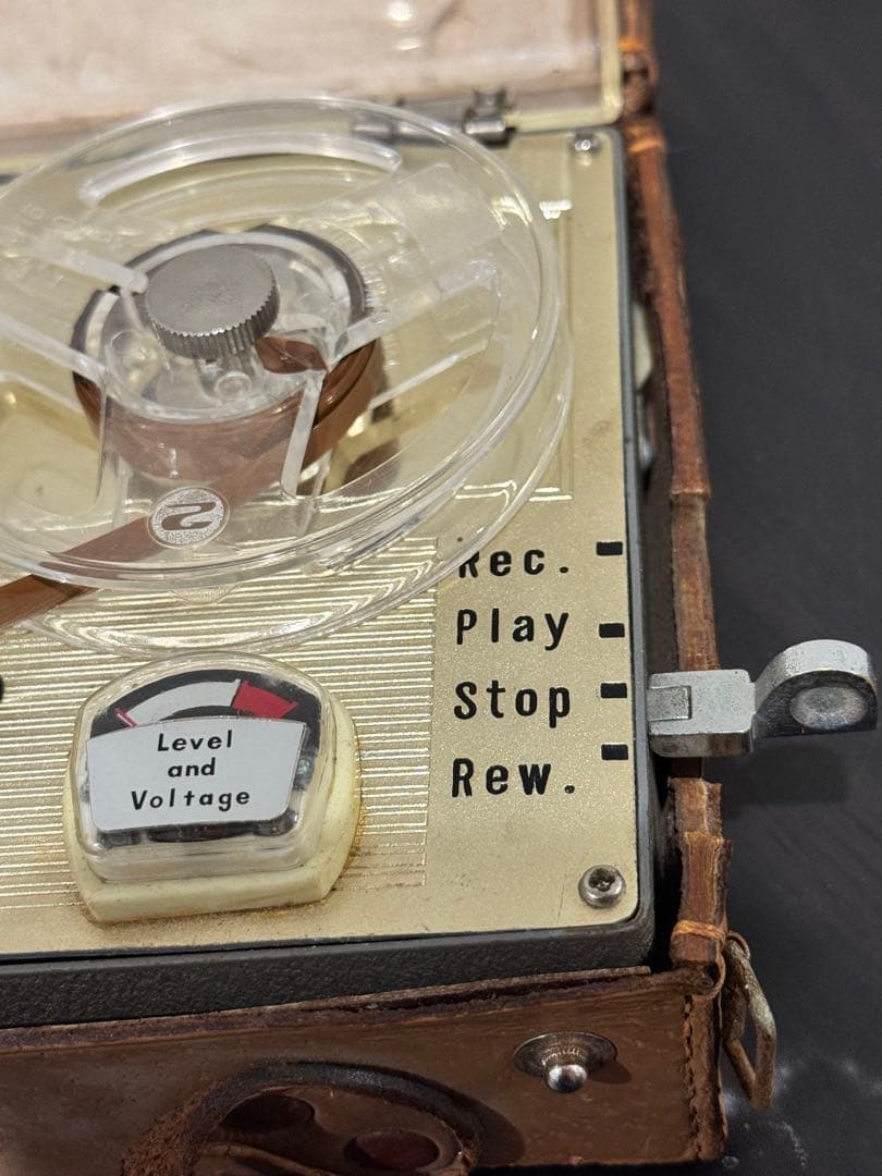 テープリコーダー　テーププレーヤー　ヴィンテージ￼ レア