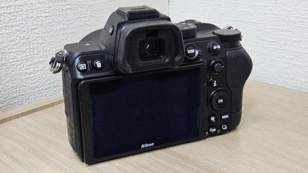 Nikon Z5 + Z40mm F2　セット