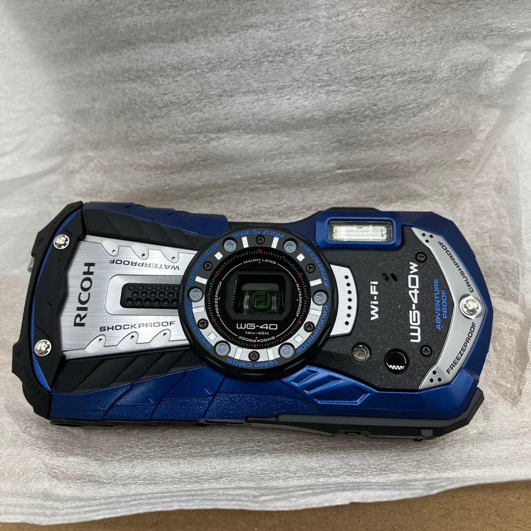 未使用　RICOH WG-40W 防水・耐衝撃デジタルカメラ リコー　ブルー