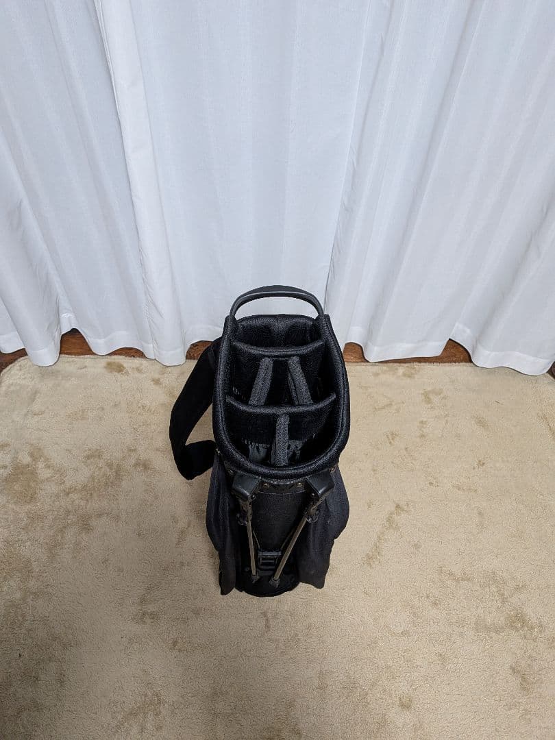 人気‼️デサント ゴルフ キャディバッグ スタンド ブラック