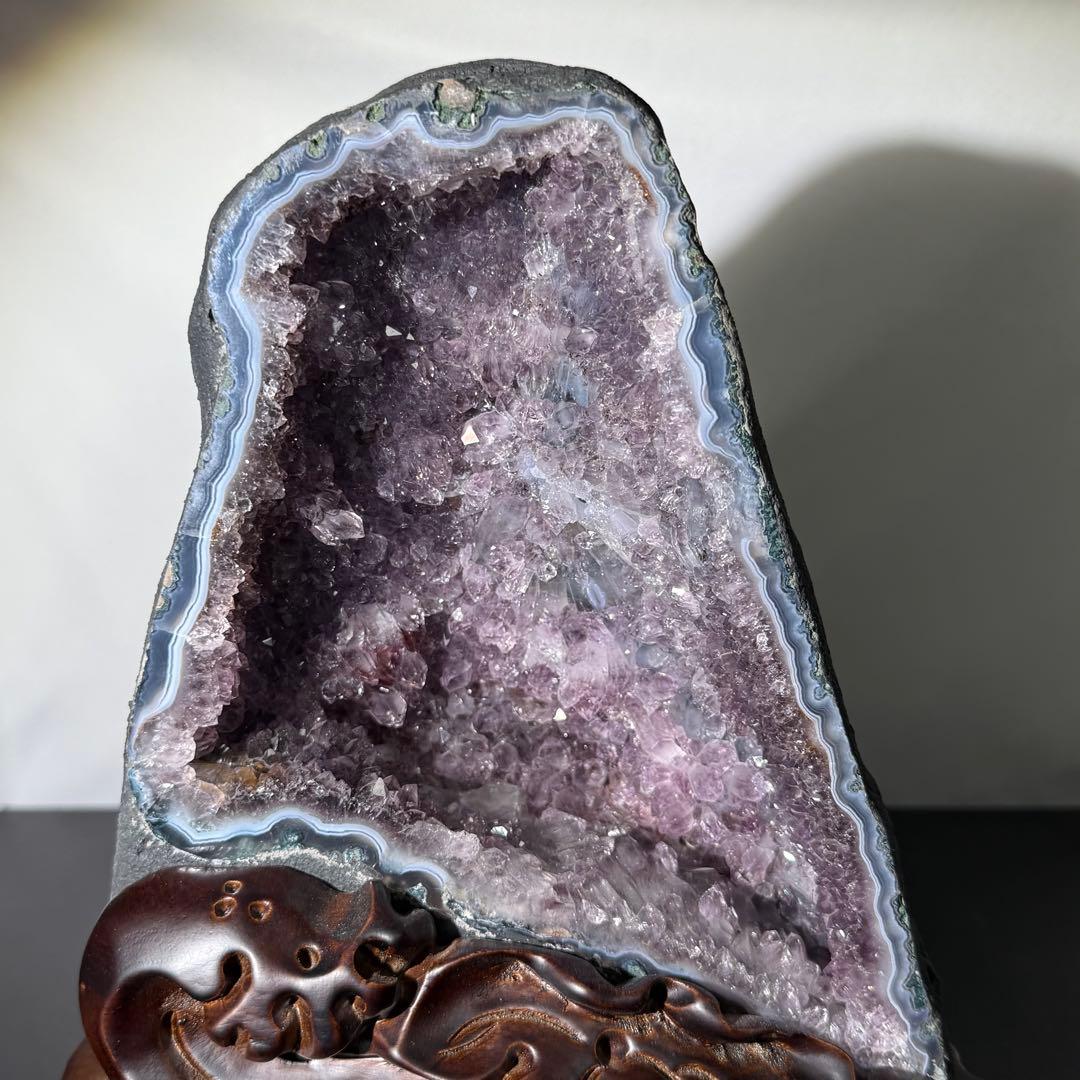 ブラジル産❣️天然石水晶共生アメジストのドーム　置物　台座付きNO.011811