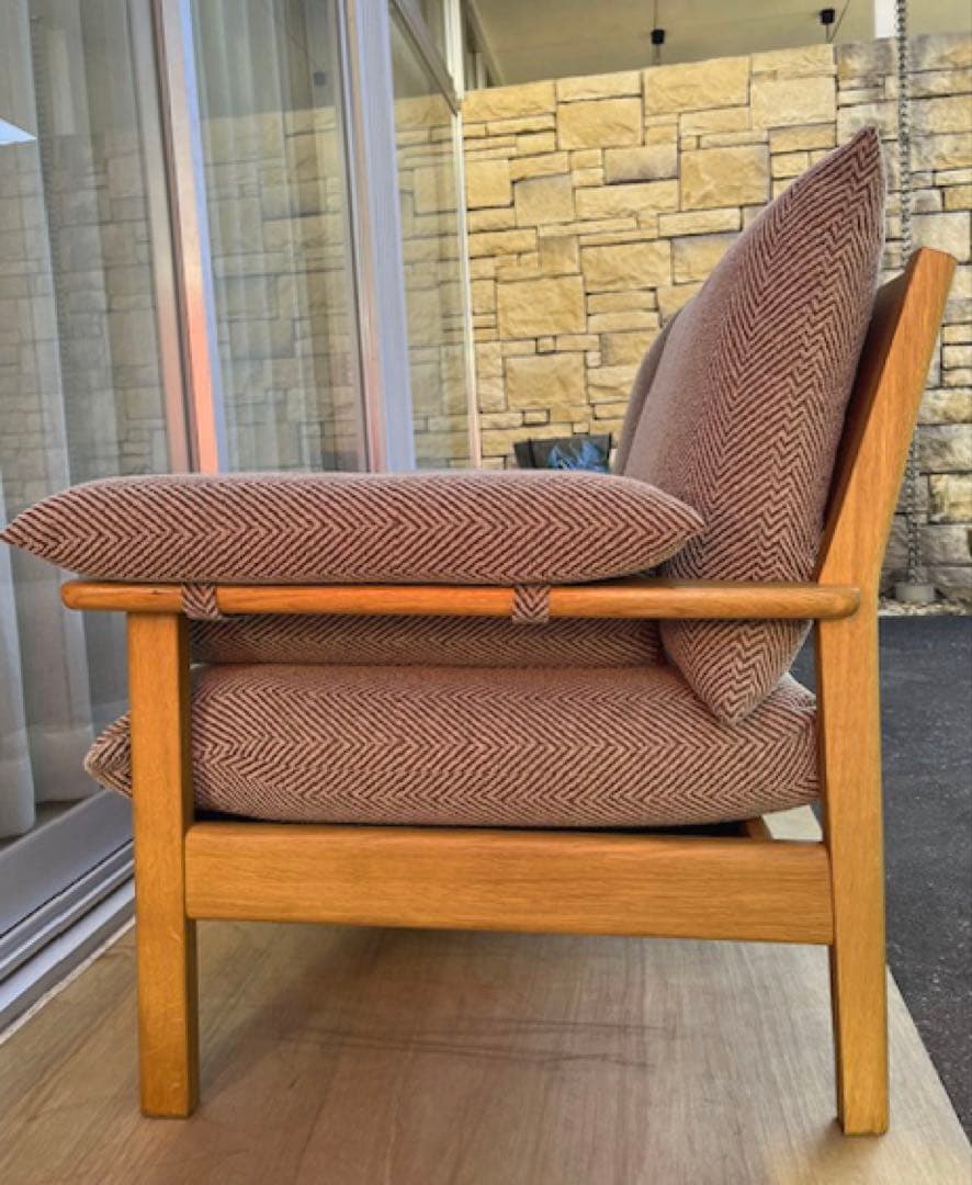 飛騨産業　チグサ　2人掛けソファ　キツツキ　26万　レッドオーク材 モダン　高級