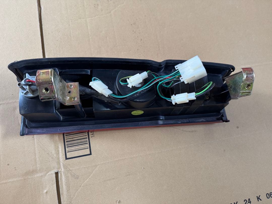 D21ダットサントラック LEDテールランプ