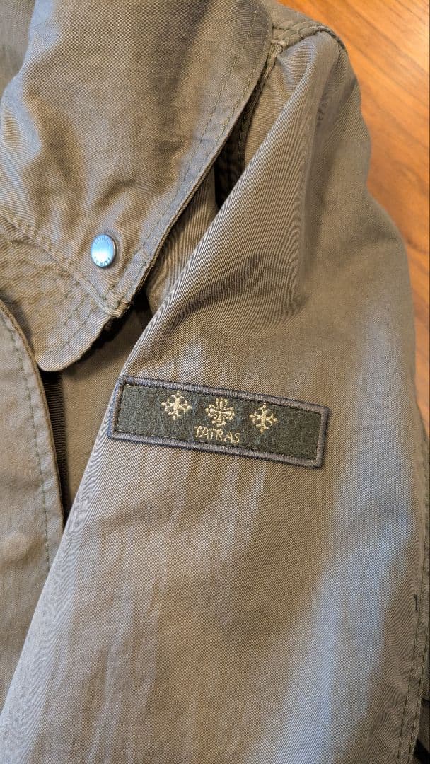 【TATRAS】カーキ モッズコート（ダウンライナー付き）