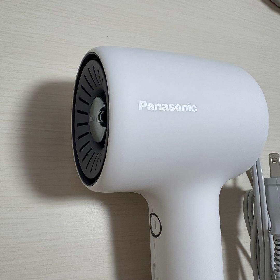 Panasonic ドライヤー イオニティ EH-NE8N ホワイト